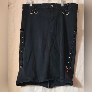 Tripp Vintage Goth Sexy size 12 Buckled Distressed Short Skirt